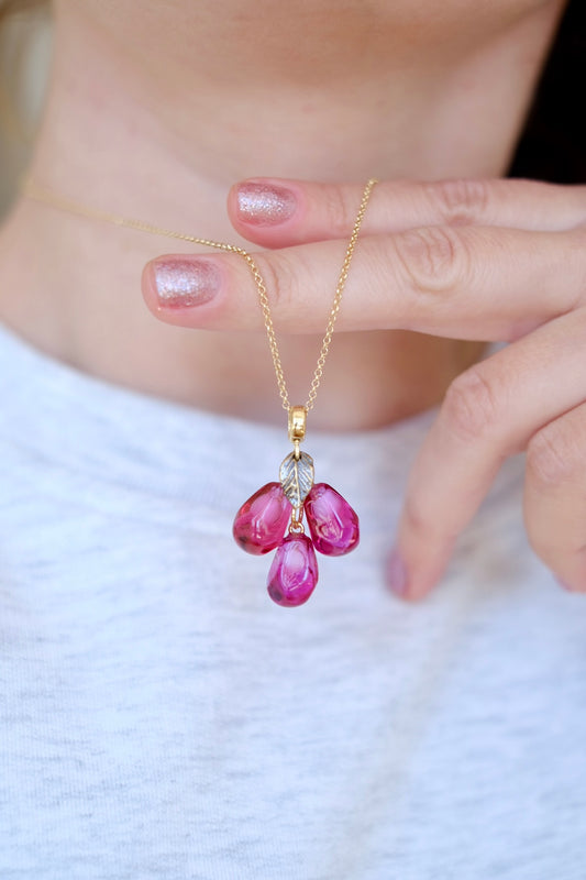 Lampwork murano glass pomegranate seed pendant (pink glass)