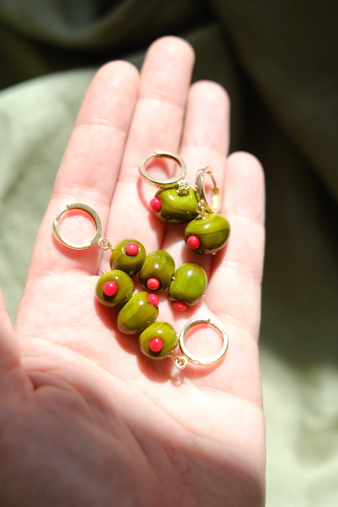 Murano glass coctail olive hoop earrings