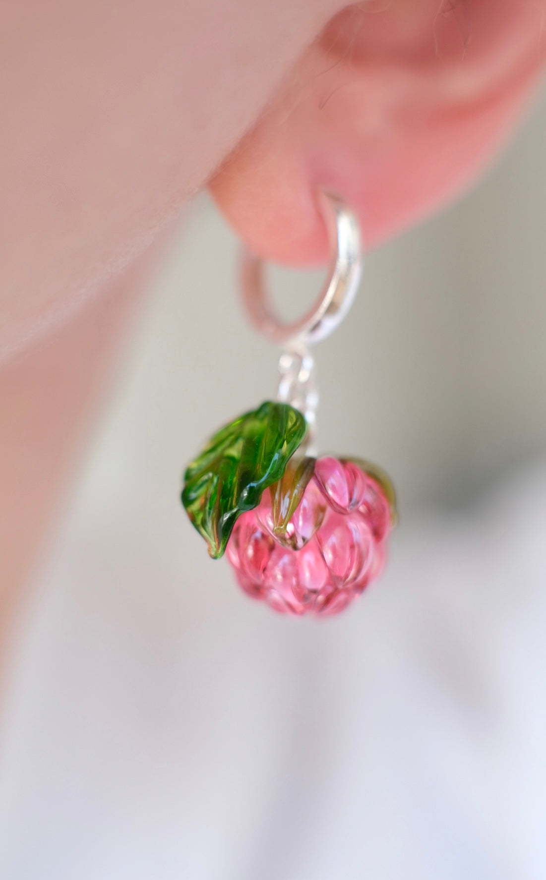 Murano glass pink raspberry hoop earrings