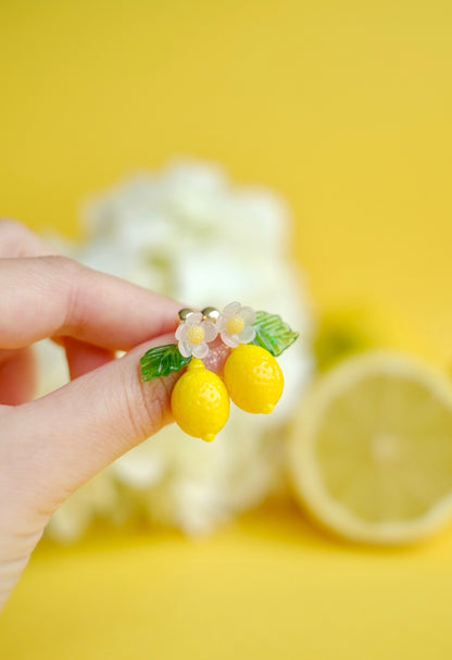 Murano glass lemon stud earrings