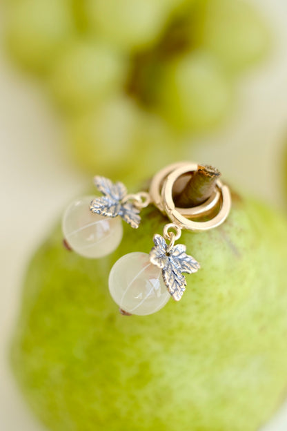 Murano glass white currant glass hoop earrings