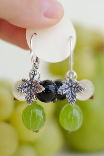 Murano glass currant and gooseberry glass earrings