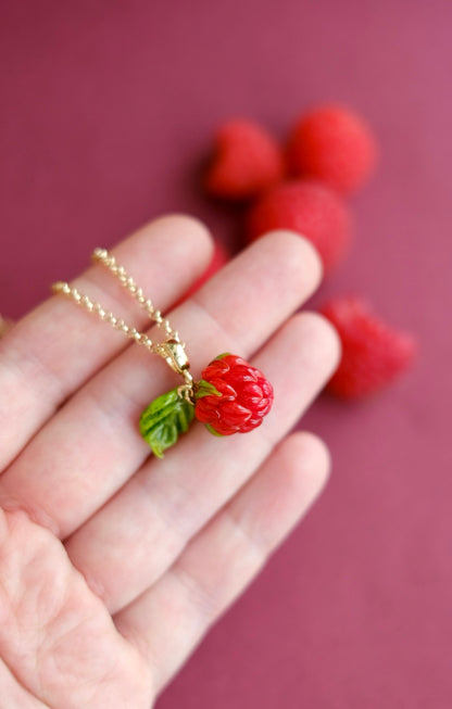 Murano glass glass raspberry pendant