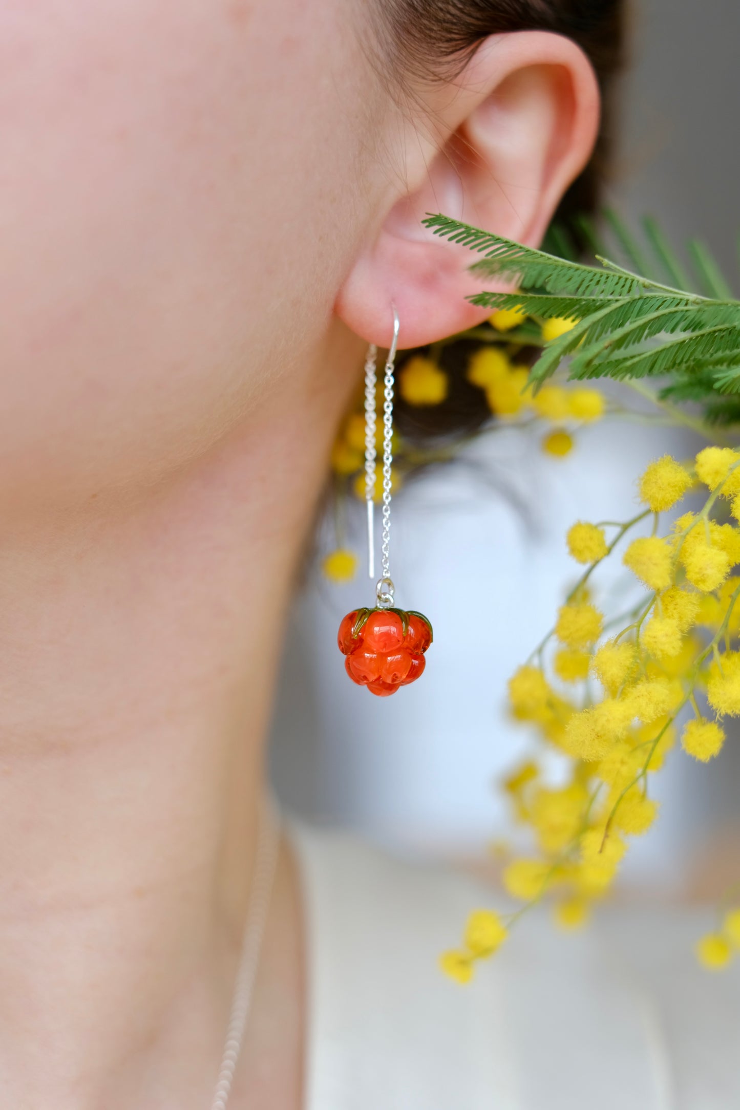 Murano glass cloudberry chain earrings