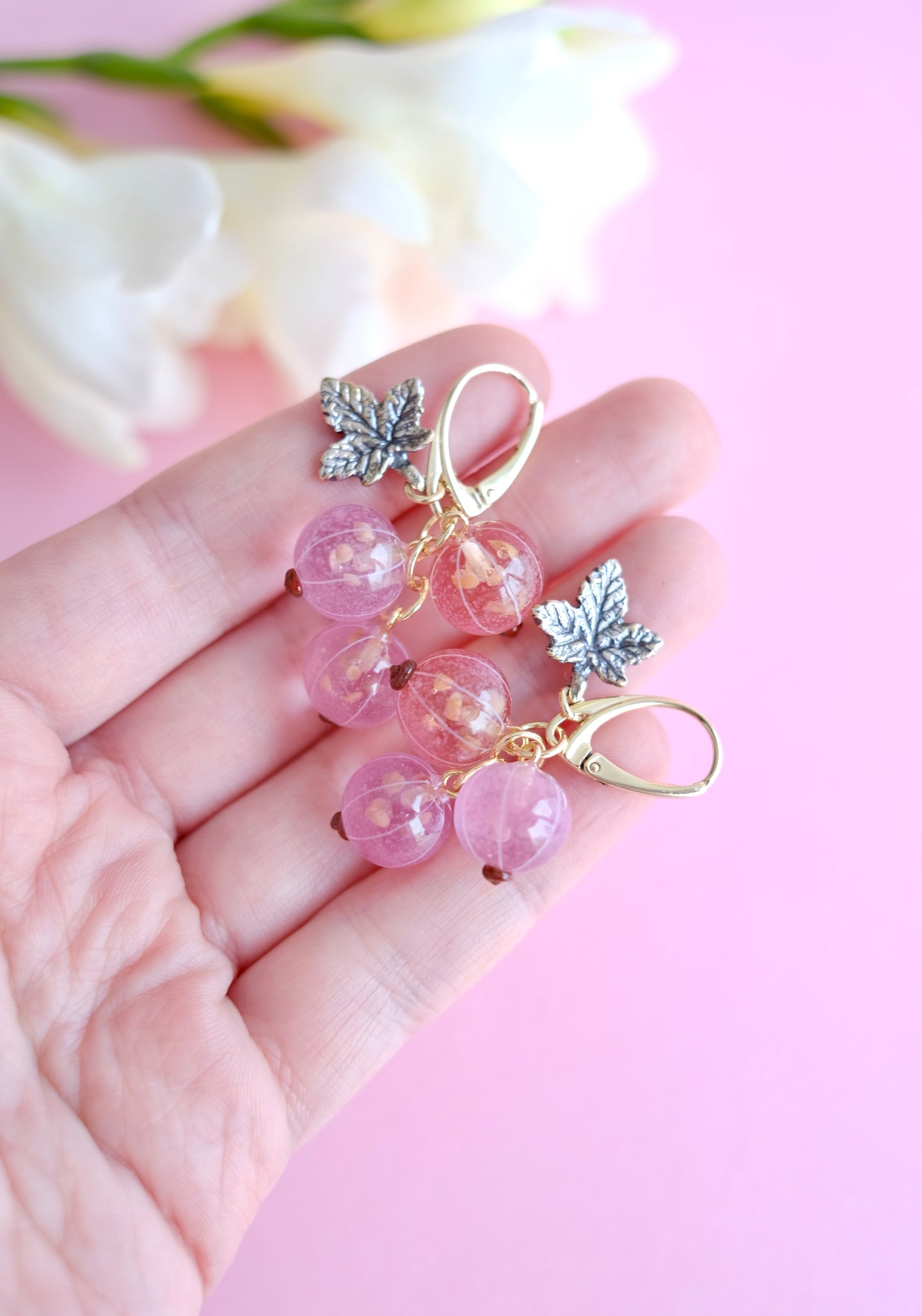 Murano glass pink currant glass earrings