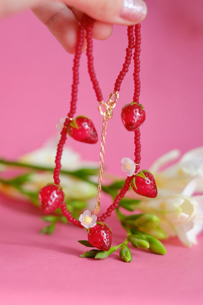 Murano glass strawberry beaded necklace