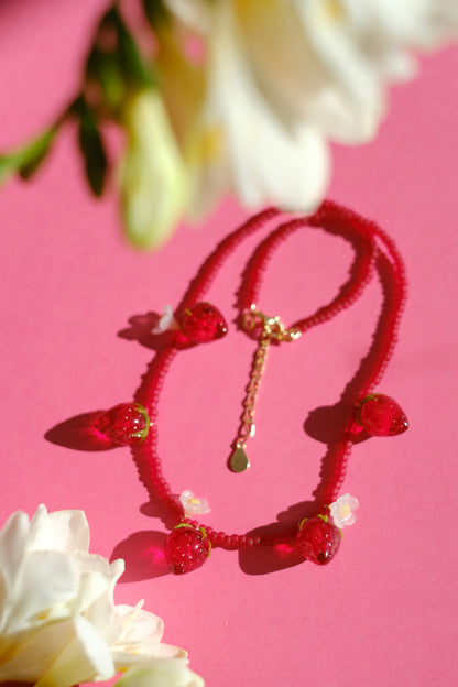 Murano glass strawberry beaded necklace