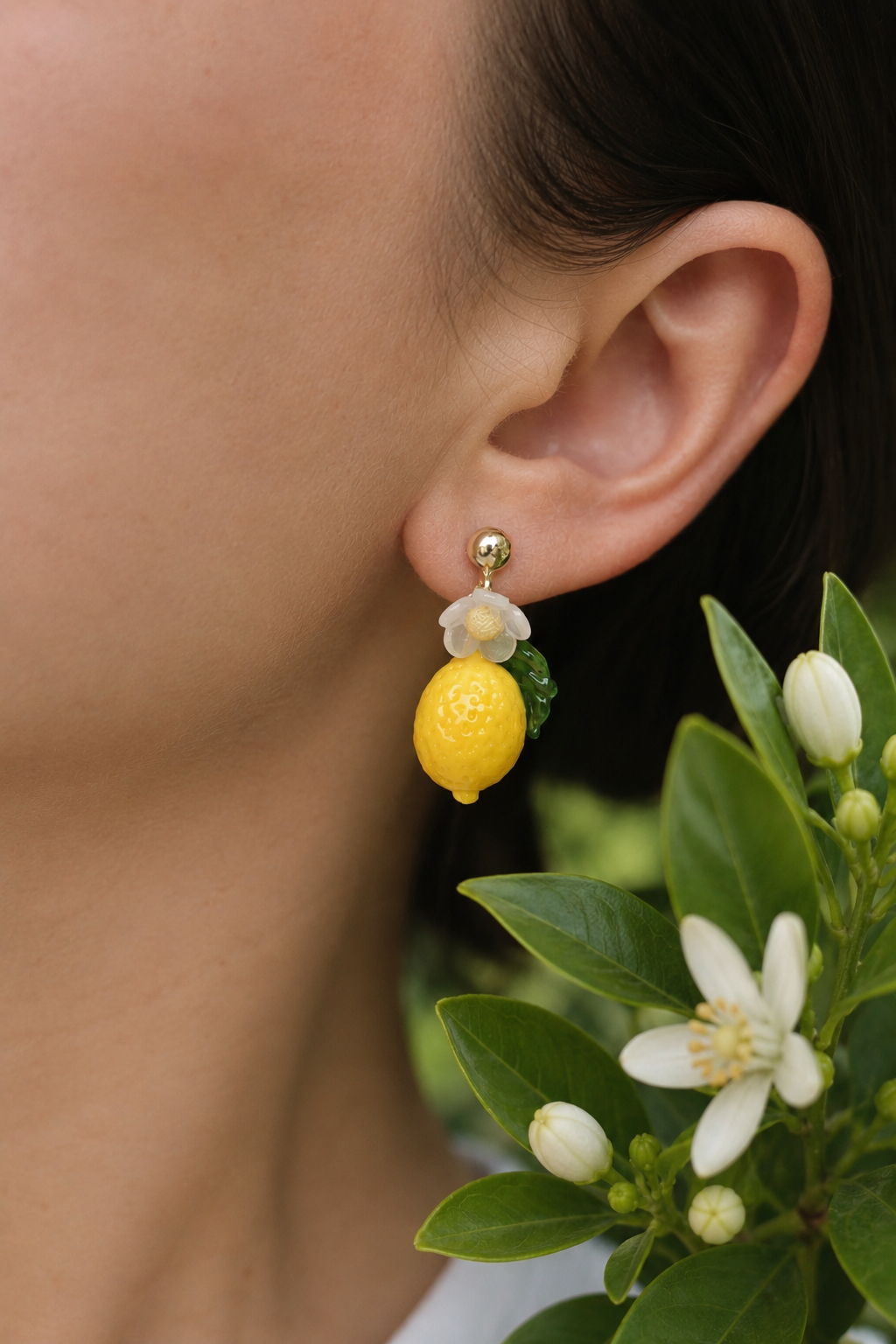 Murano glass lemon stud earrings