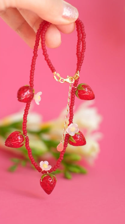 Murano glass strawberry beaded necklace