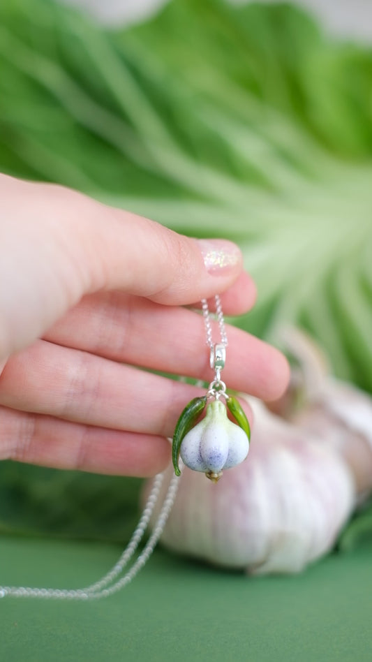 Garlic murano glass pendant