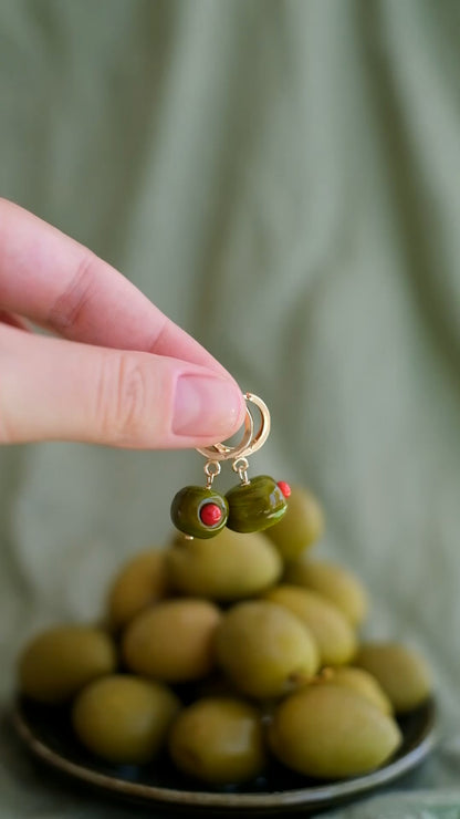 Murano glass coctail olive hoop earrings