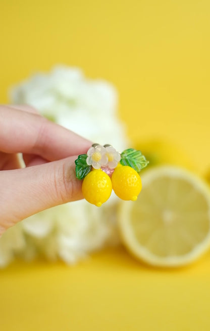 Murano glass lemon stud earrings